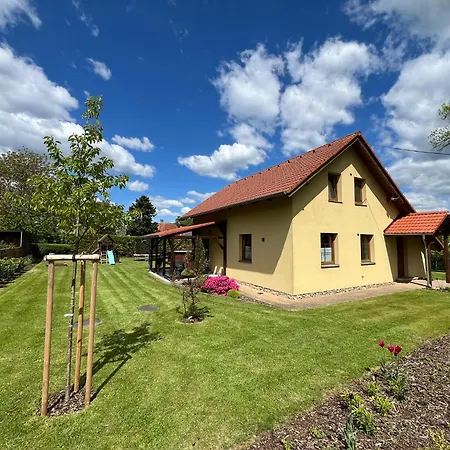 Hluchavka Ii Lodge Arnoltice u Decina